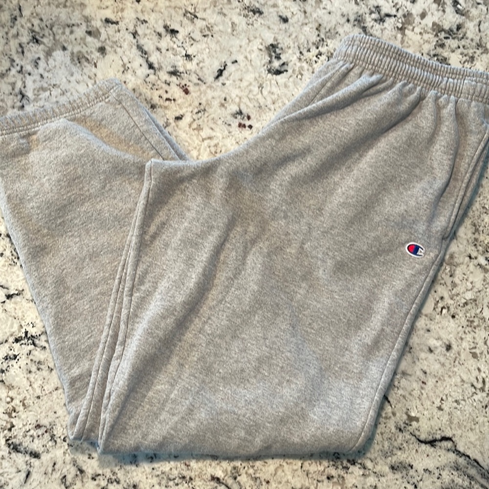 Champion men’s sweatpants - Picture 1 of 5